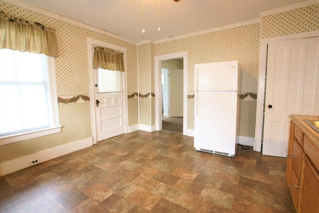 Nice Location - Kitchen Area - DC Realty